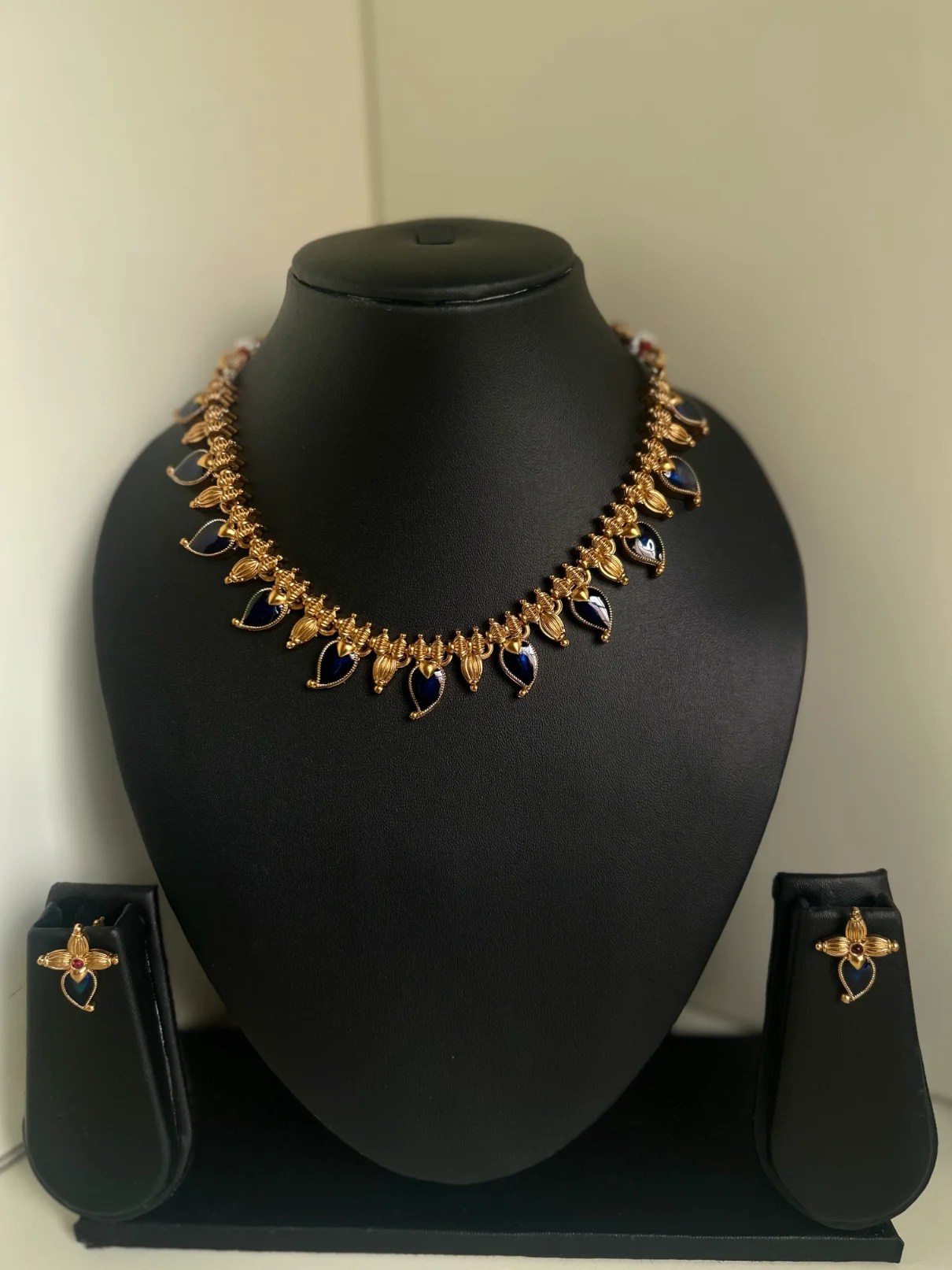 Antique gold palaka necklace set with navy blue mango drops - S-cube Fashions