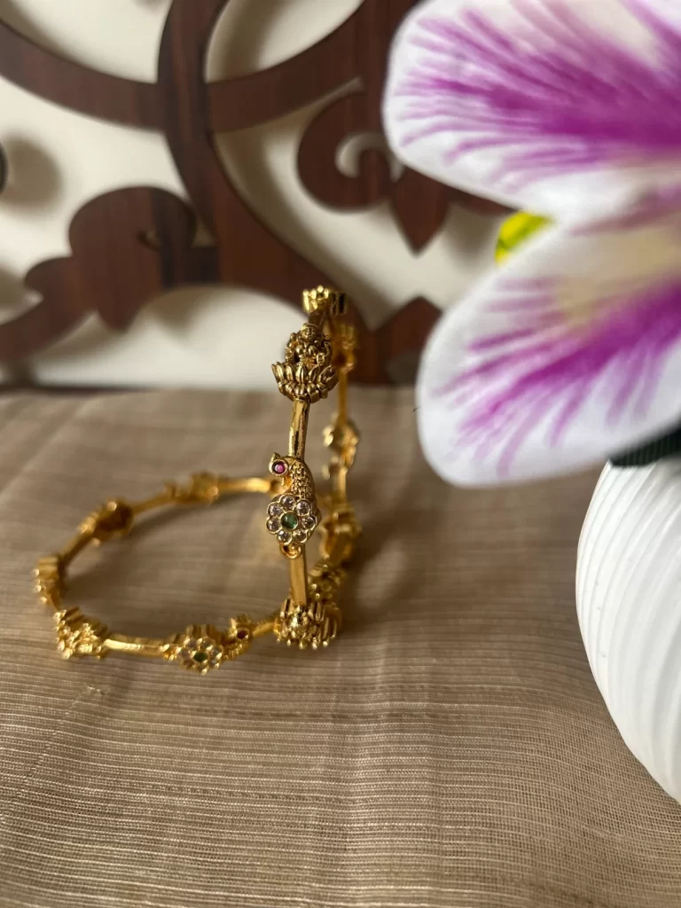 Peacock Floral Lakshmi Antique Bangle