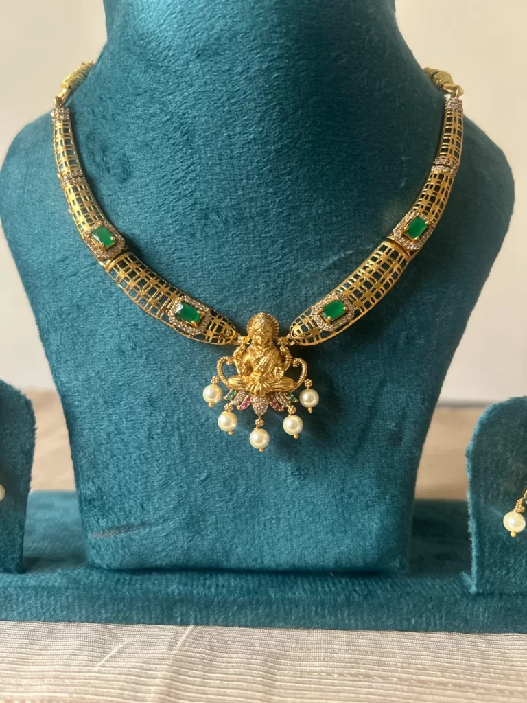 Lakshmi Devi Kanti Necklace Set with Emerald Stones