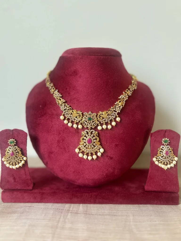 Gold Look-Alike Peacock Pearl Drop Necklace Set